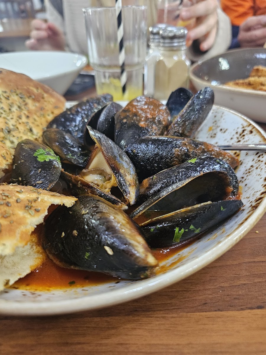 La Porchetta Restaurant Mill Park Photo 10